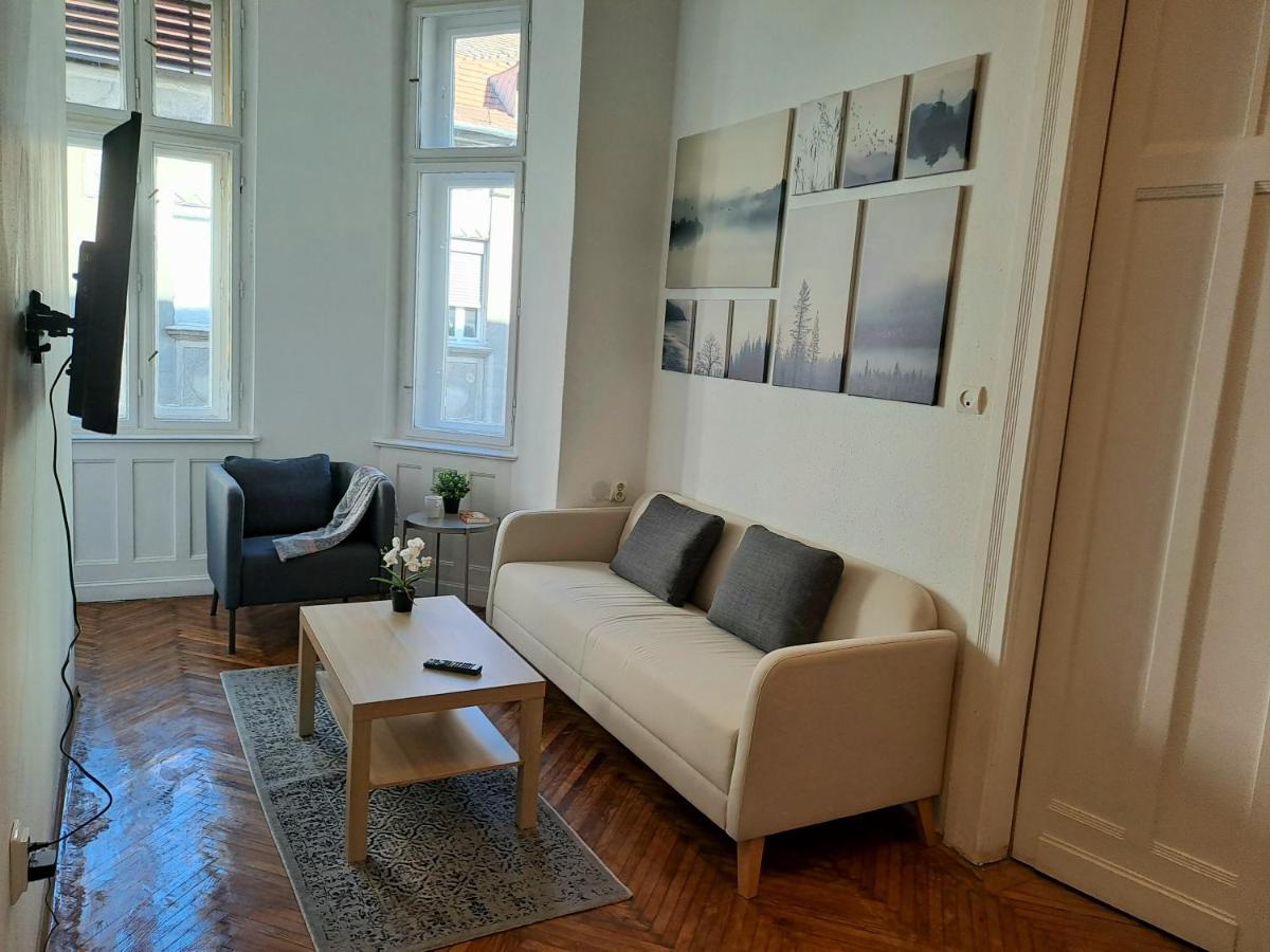 Emerald Apartment Будапеща Екстериор снимка