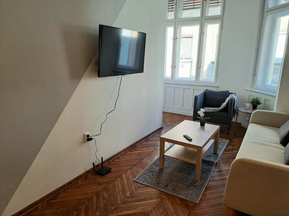 Emerald Apartment Будапеща Екстериор снимка