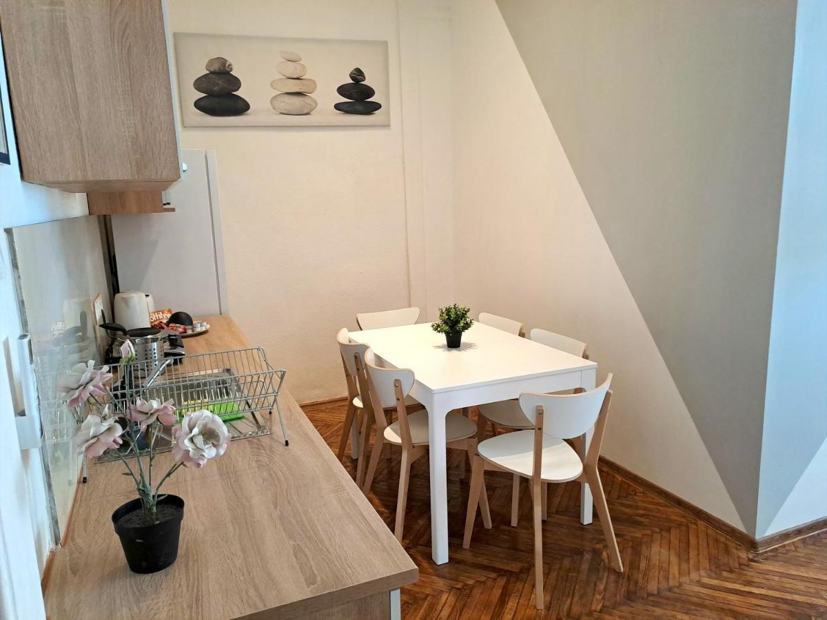 Emerald Apartment Будапеща Екстериор снимка