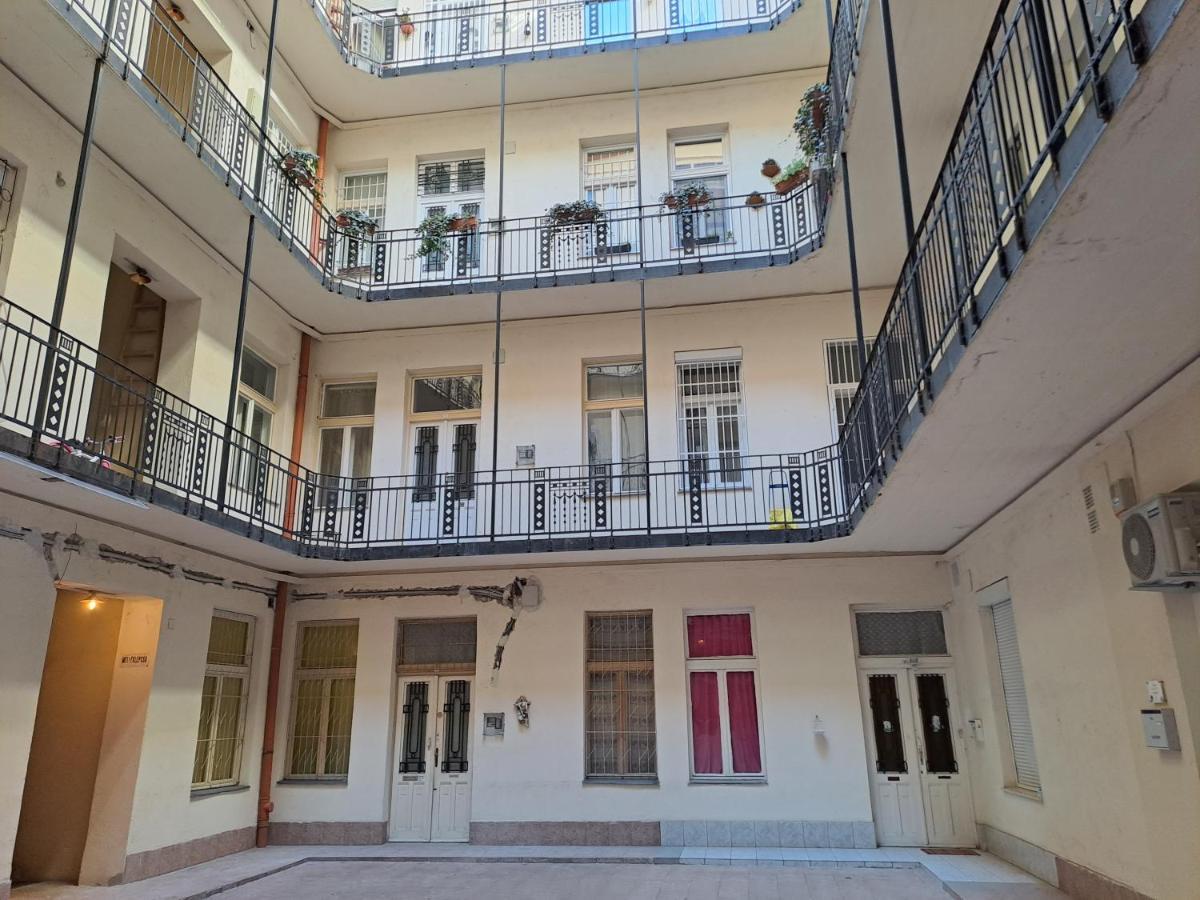 Emerald Apartment Будапеща Екстериор снимка